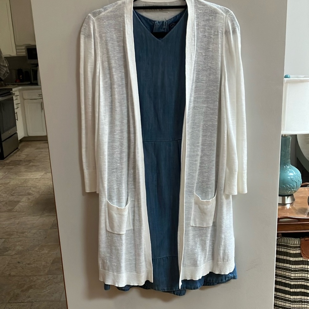 Long White Linen Cardigan - Picture 2 of 6
